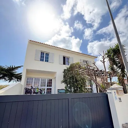 House Golden Paradise Fully Equipped Hébergement de vacances *